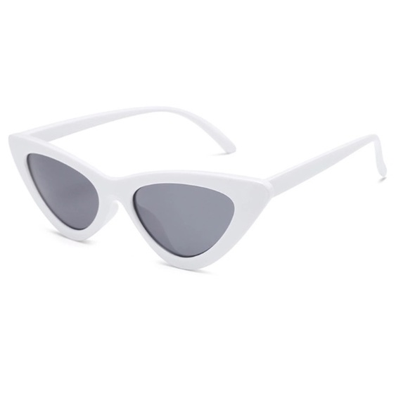 White Cat Eye Sunglasses - Picture 5 of 5